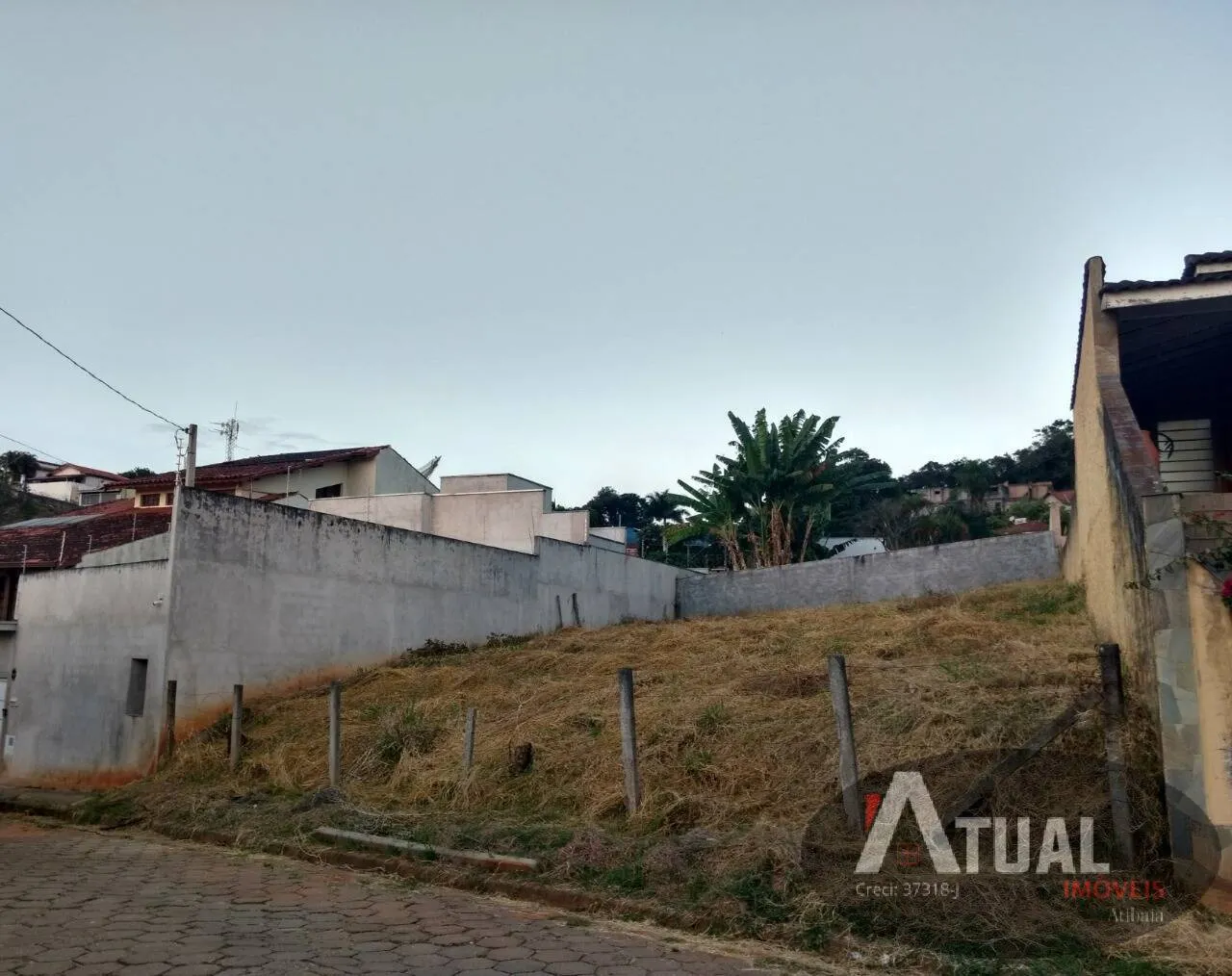 Terreno à venda de 387 m² em Piracaia, SP, Brasil