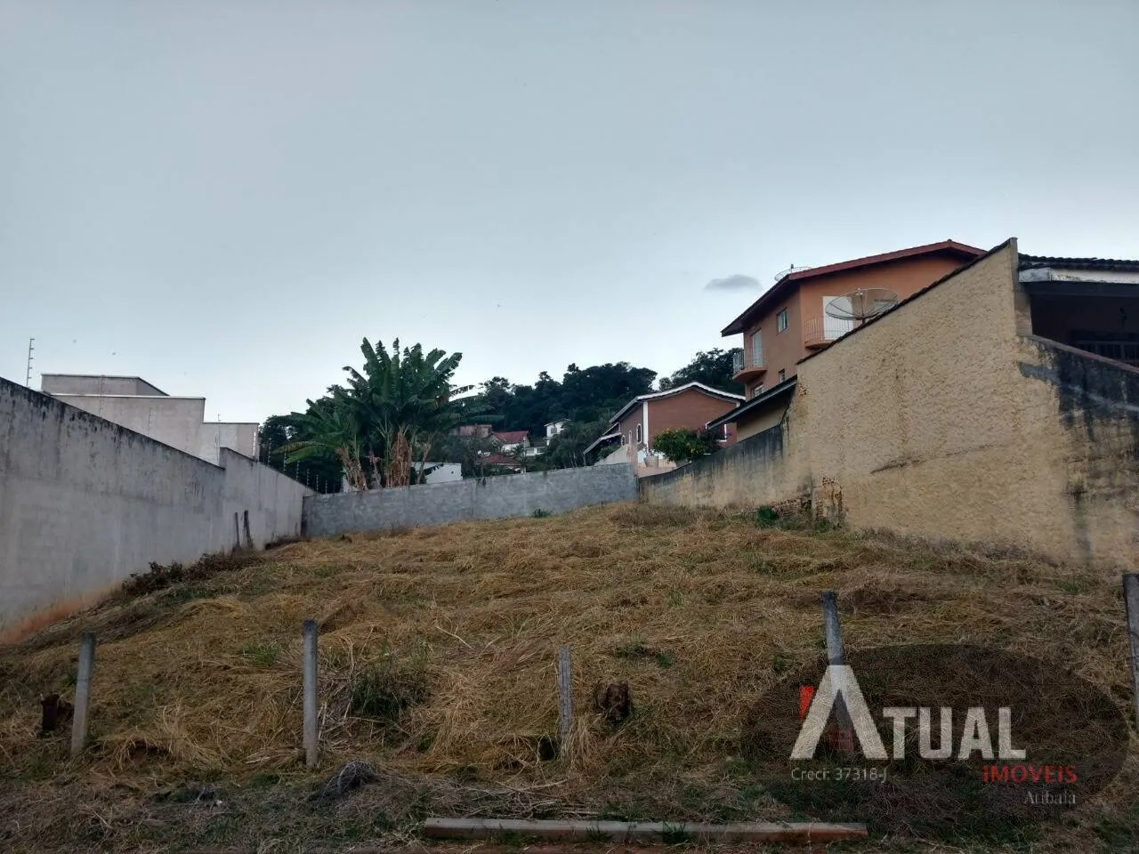 Terreno à venda de 387 m² em Piracaia, SP, Brasil