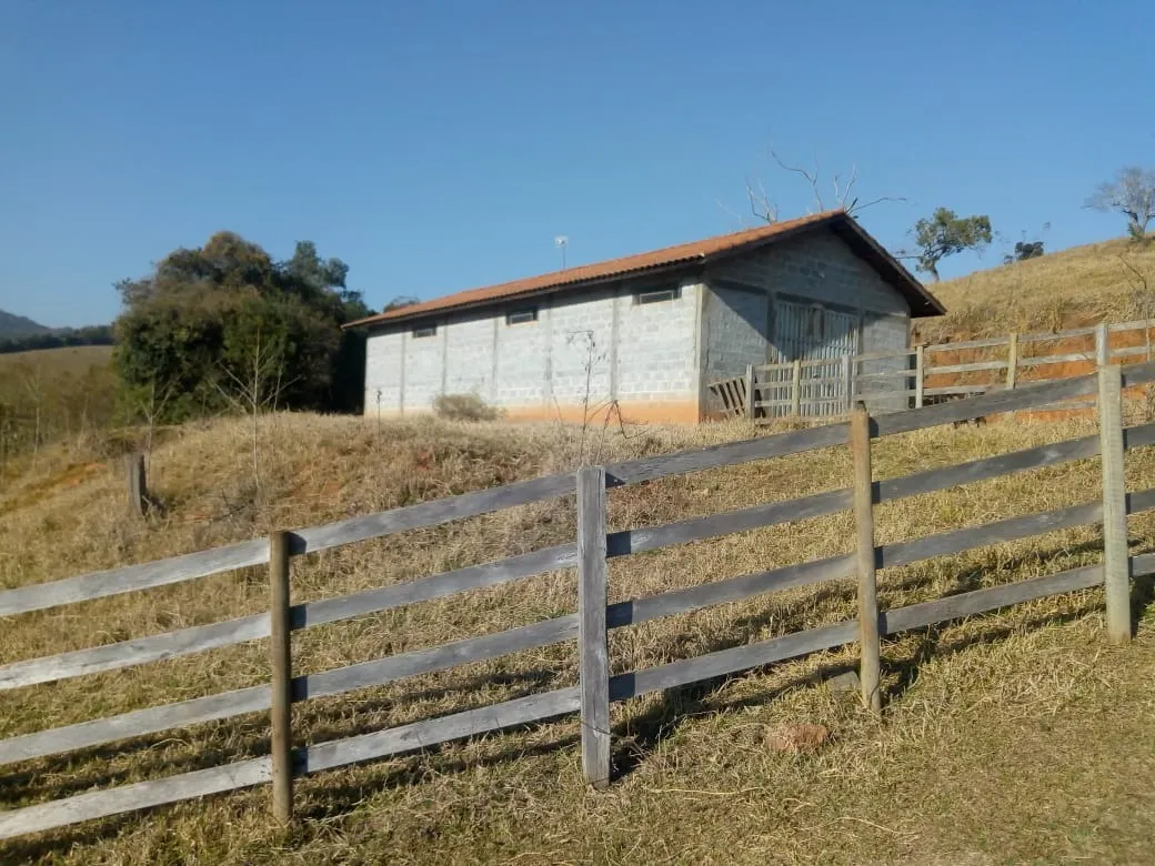 Sítio à venda de 48 ha em Cambuí, MG, Brasil