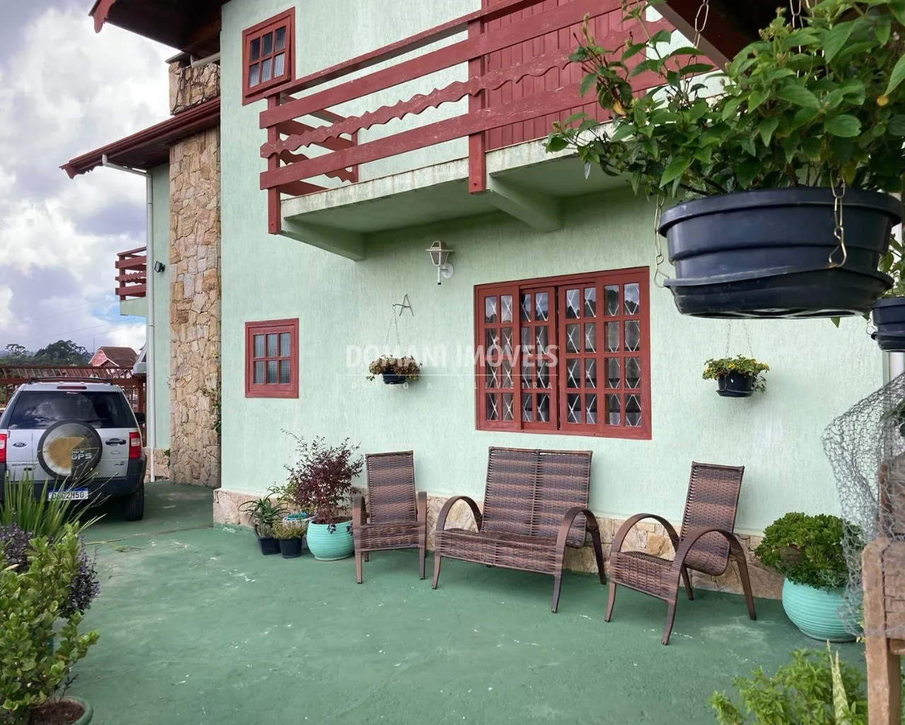 Casa à venda e para Alugar de 325 m² em Campos do Jordão, SP, Brasil