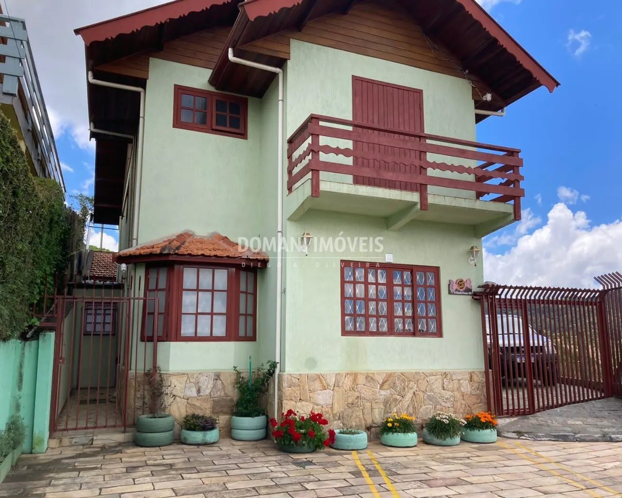 Casa à venda e para Alugar de 325 m² em Campos do Jordão, SP, Brasil