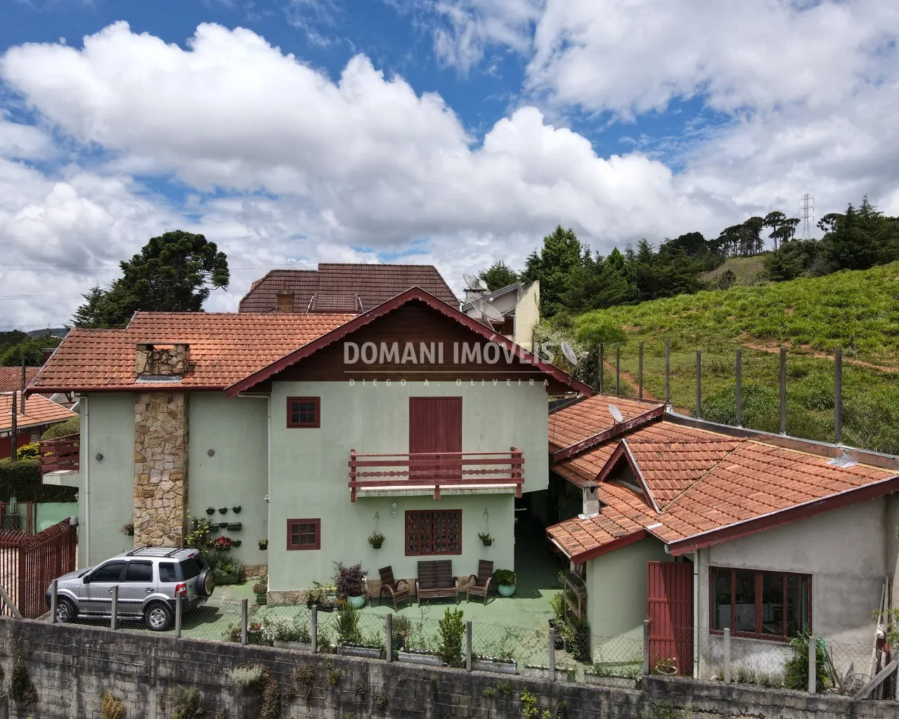 Casa à venda e para Alugar de 325 m² em Campos do Jordão, SP, Brasil