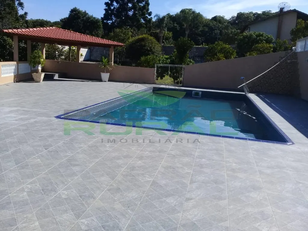 Country home for sale of 2,400 m² in São Roque, SP, Brazil
