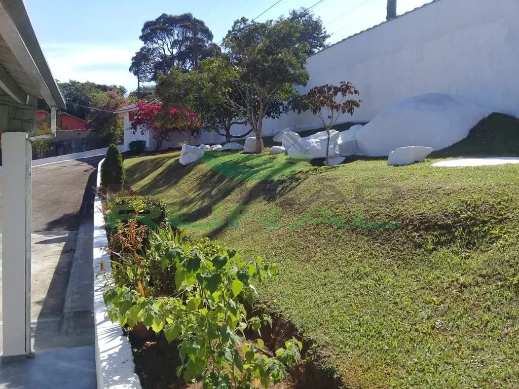 Country home for sale of 2,400 m² in São Roque, SP, Brazil