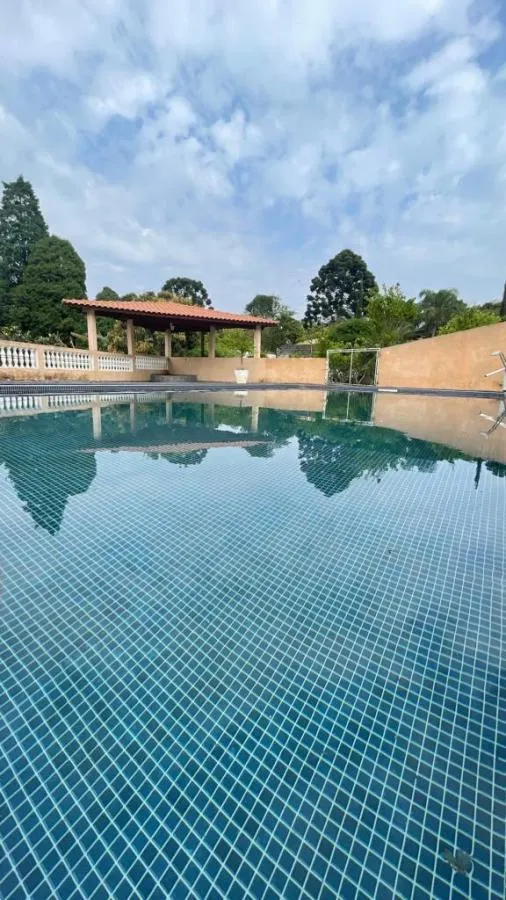 Country home for sale of 2,400 m² in São Roque, SP, Brazil