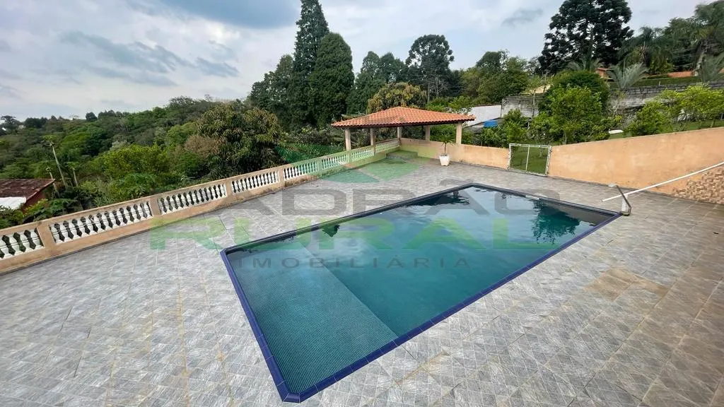 Country home for sale of 2,400 m² in São Roque, SP, Brazil