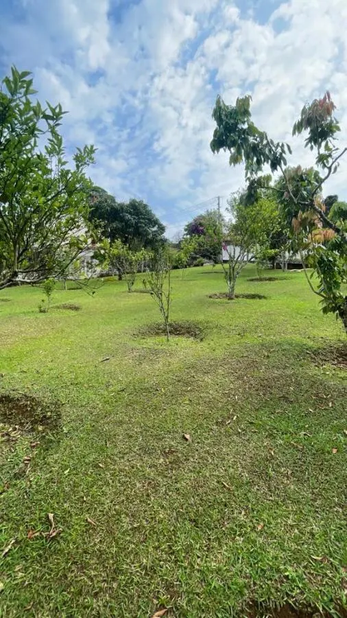 Country home for sale of 2,400 m² in São Roque, SP, Brazil