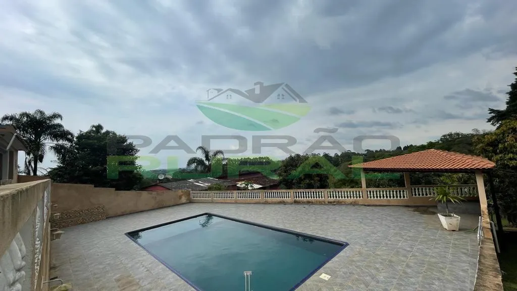 Country home for sale of 2,400 m² in São Roque, SP, Brazil