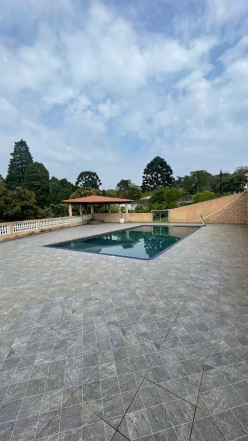 Country home for sale of 2,400 m² in São Roque, SP, Brazil