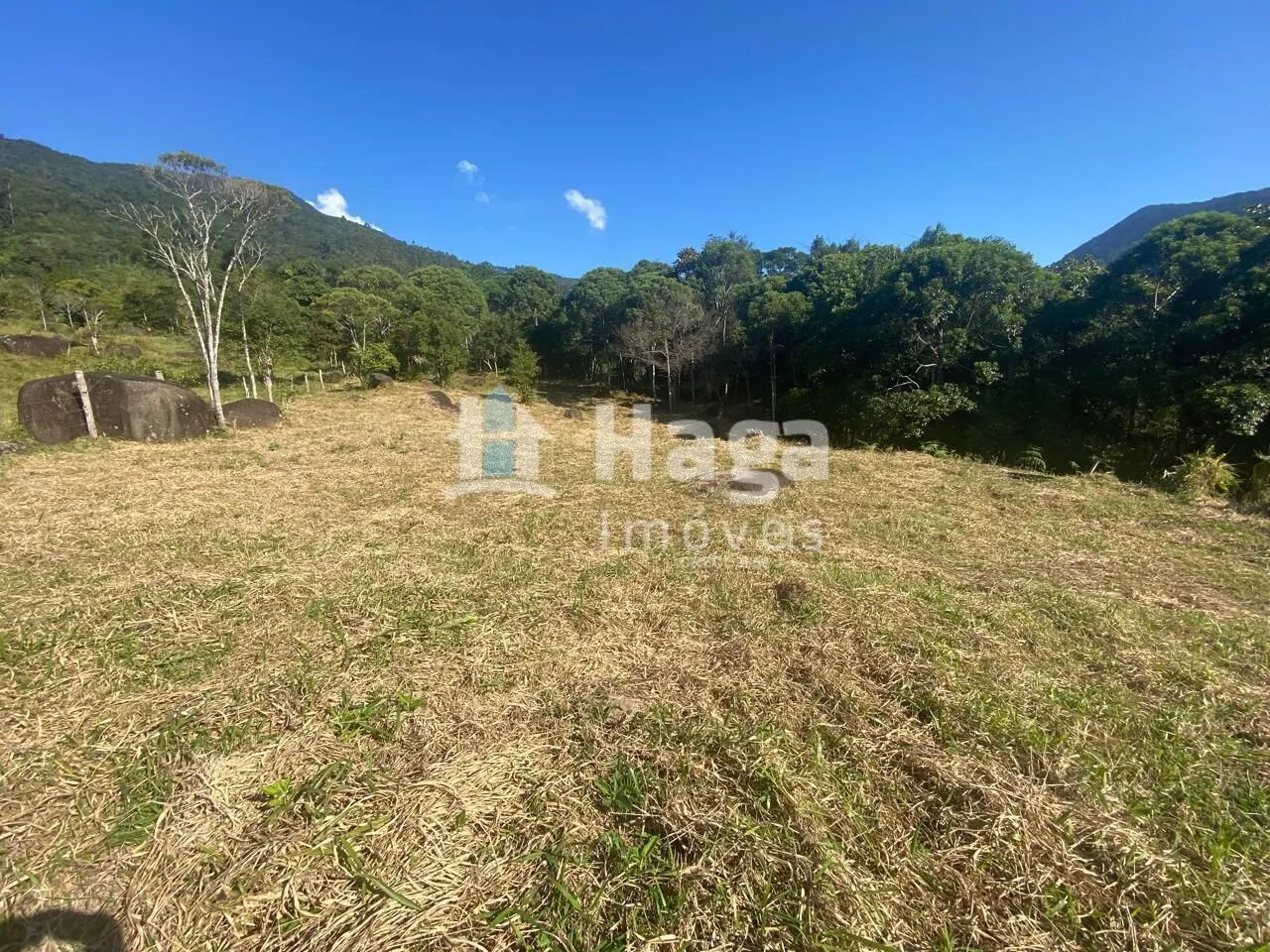 Terreno à venda de 1 ha em Canelinha, SC, Brasil