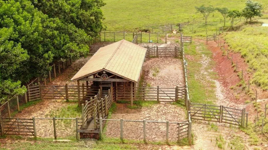 Sítio à venda de 40 ha em Cachoeira Paulista, SP, Brasil