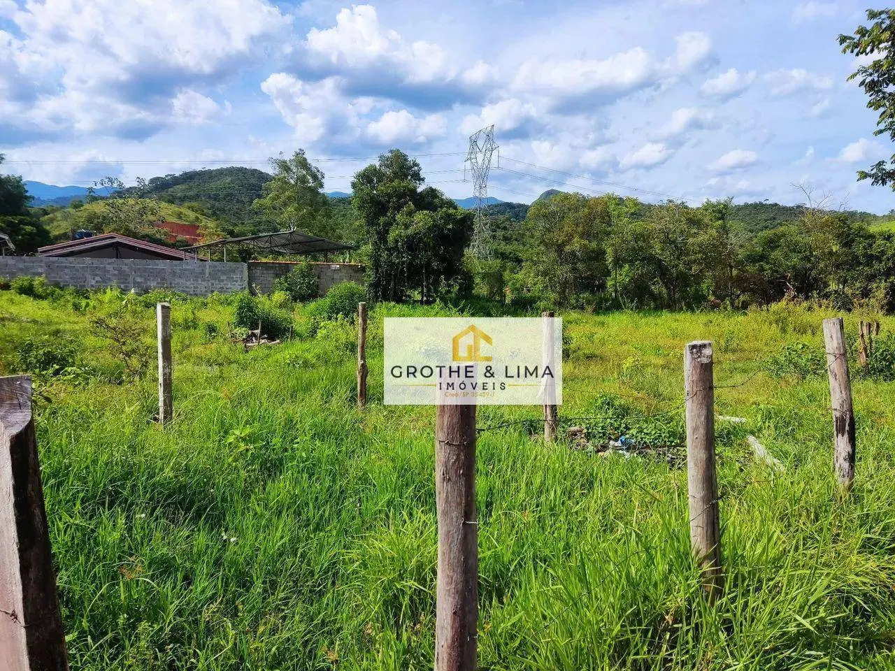 Sítio à venda e para Arrendar de 1 ha em Pindamonhangaba, SP, Brasil