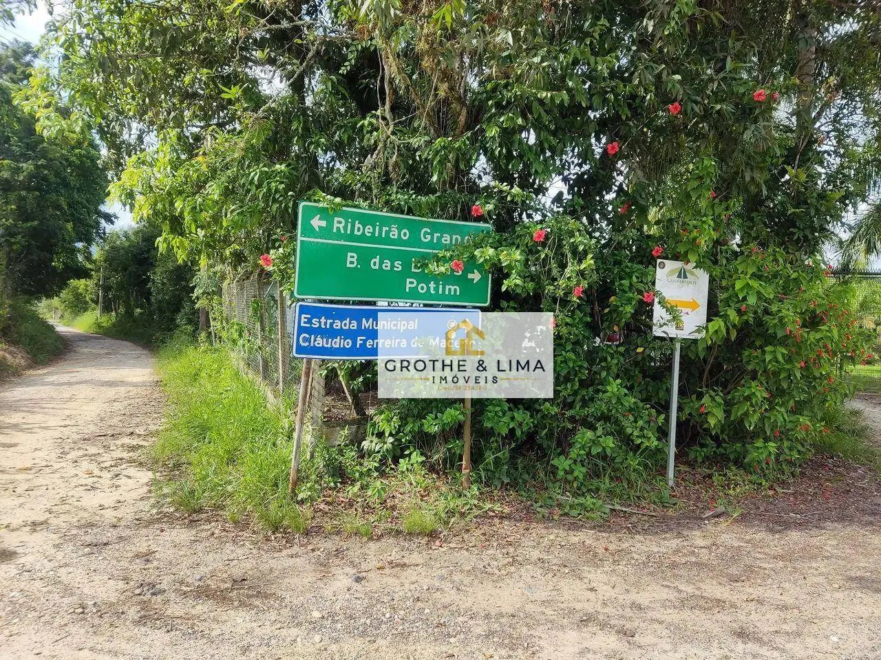 Sítio à venda e para Arrendar de 1 ha em Pindamonhangaba, SP, Brasil