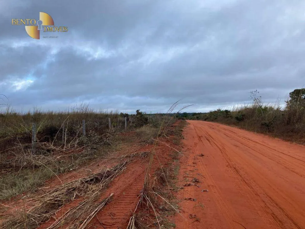Fazenda à venda de 2.190 ha em Chapada dos Guimarães, MT, Brasil