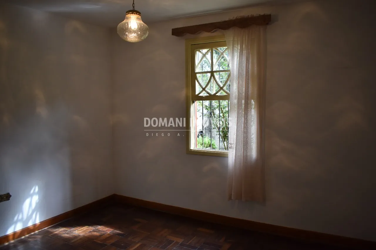 Casa à venda de 310 m² em Campos do Jordão, SP, Brasil