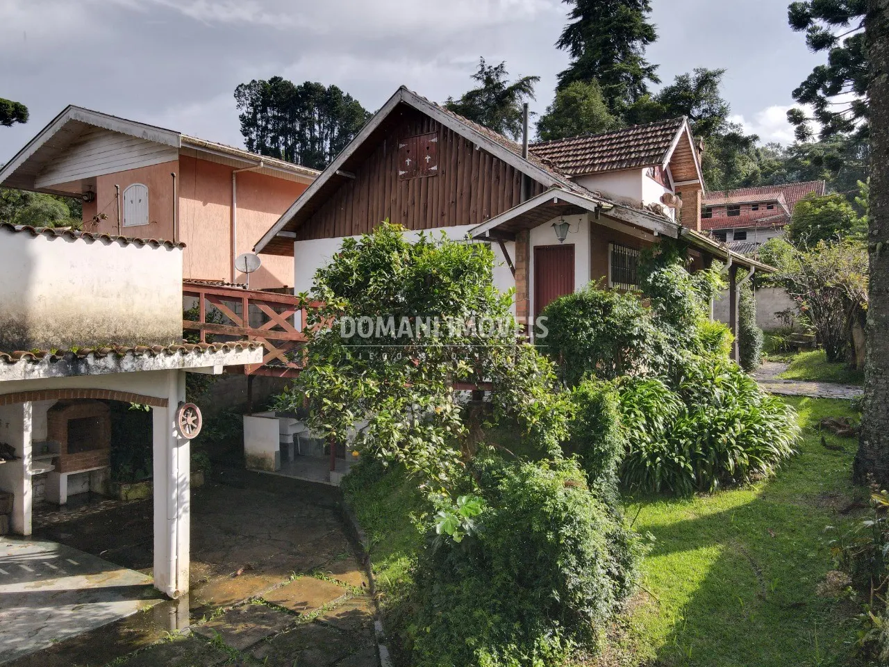 Casa à venda de 310 m² em Campos do Jordão, SP, Brasil