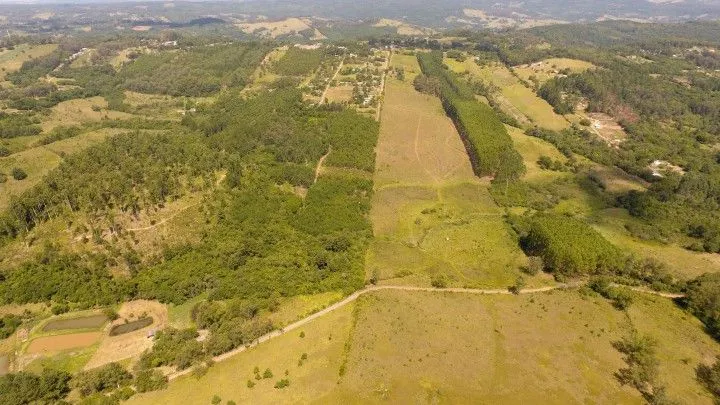 Country home for sale of 2,700 m² in Gravataí, RS, Brazil
