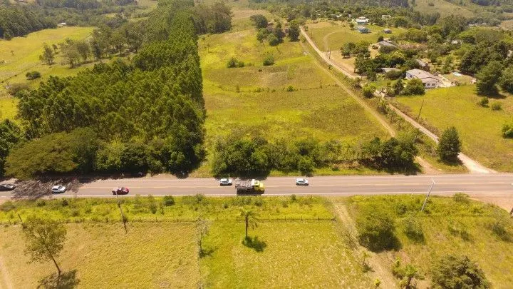 Country home for sale of 2,700 m² in Gravataí, RS, Brazil