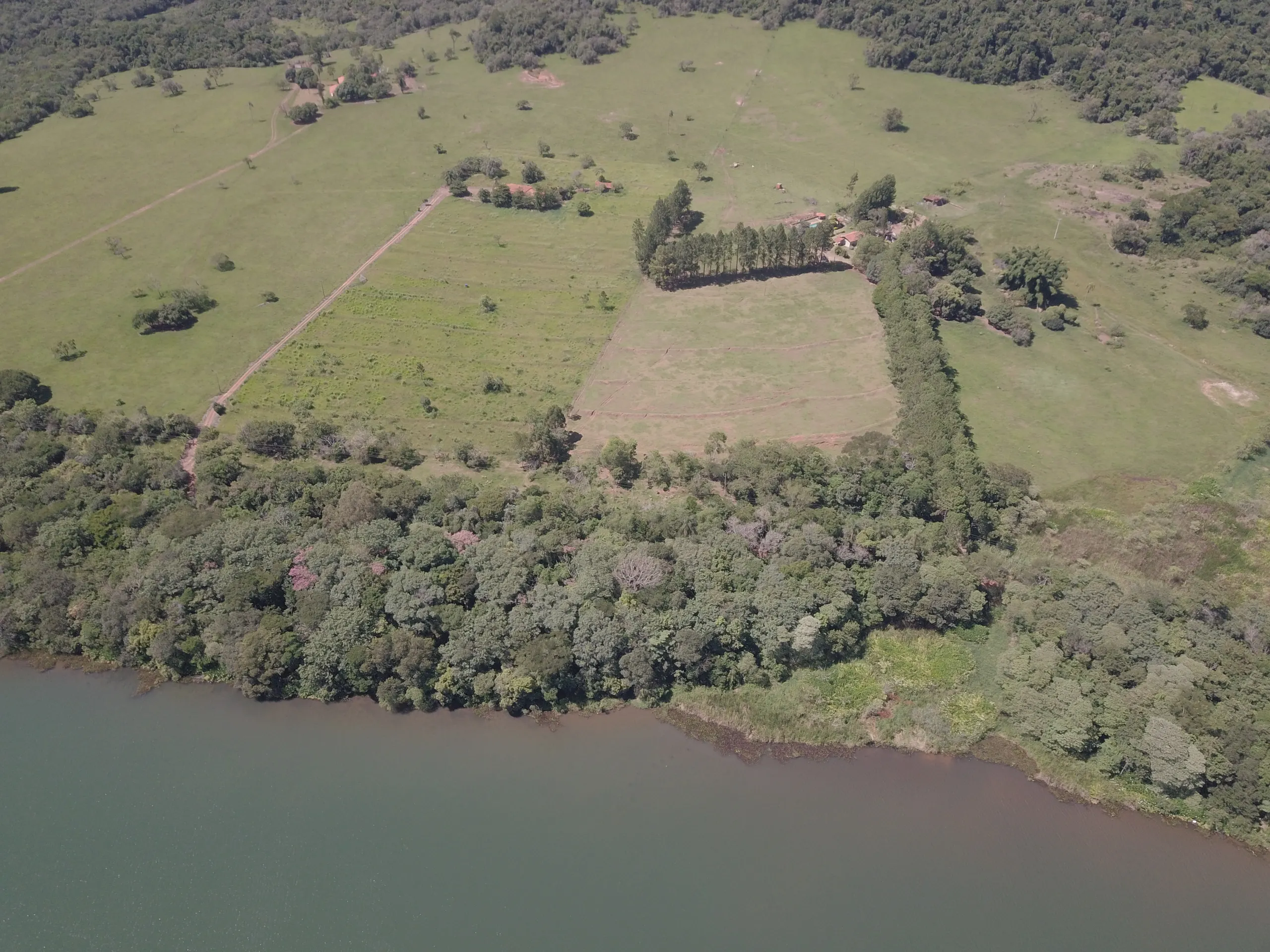 Chácara à venda de 15 ha em Piraju, SP, Brasil