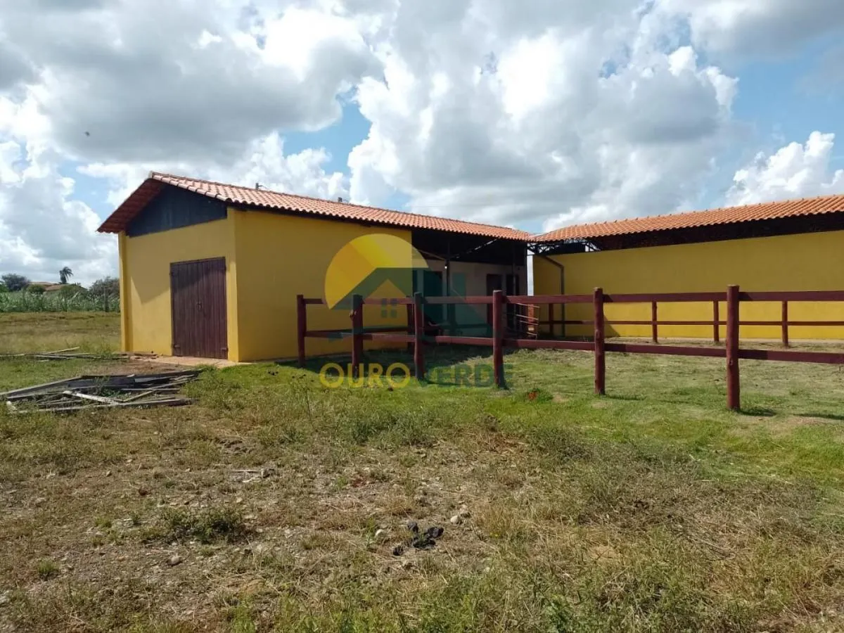 Sítio à venda de 10 ha em Porangaba, SP, Brasil