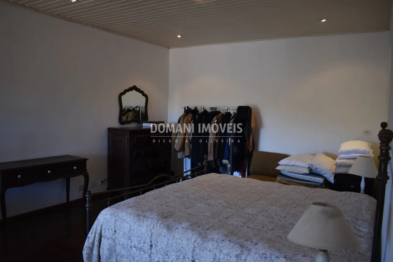 Casa à venda e para Alugar de 1.010 m² em Campos do Jordão, SP, Brasil