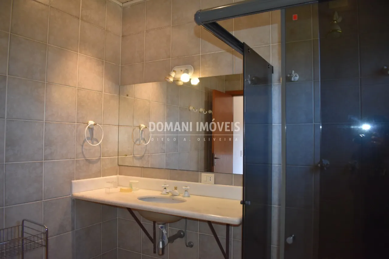 Casa à venda e para Alugar de 1.010 m² em Campos do Jordão, SP, Brasil