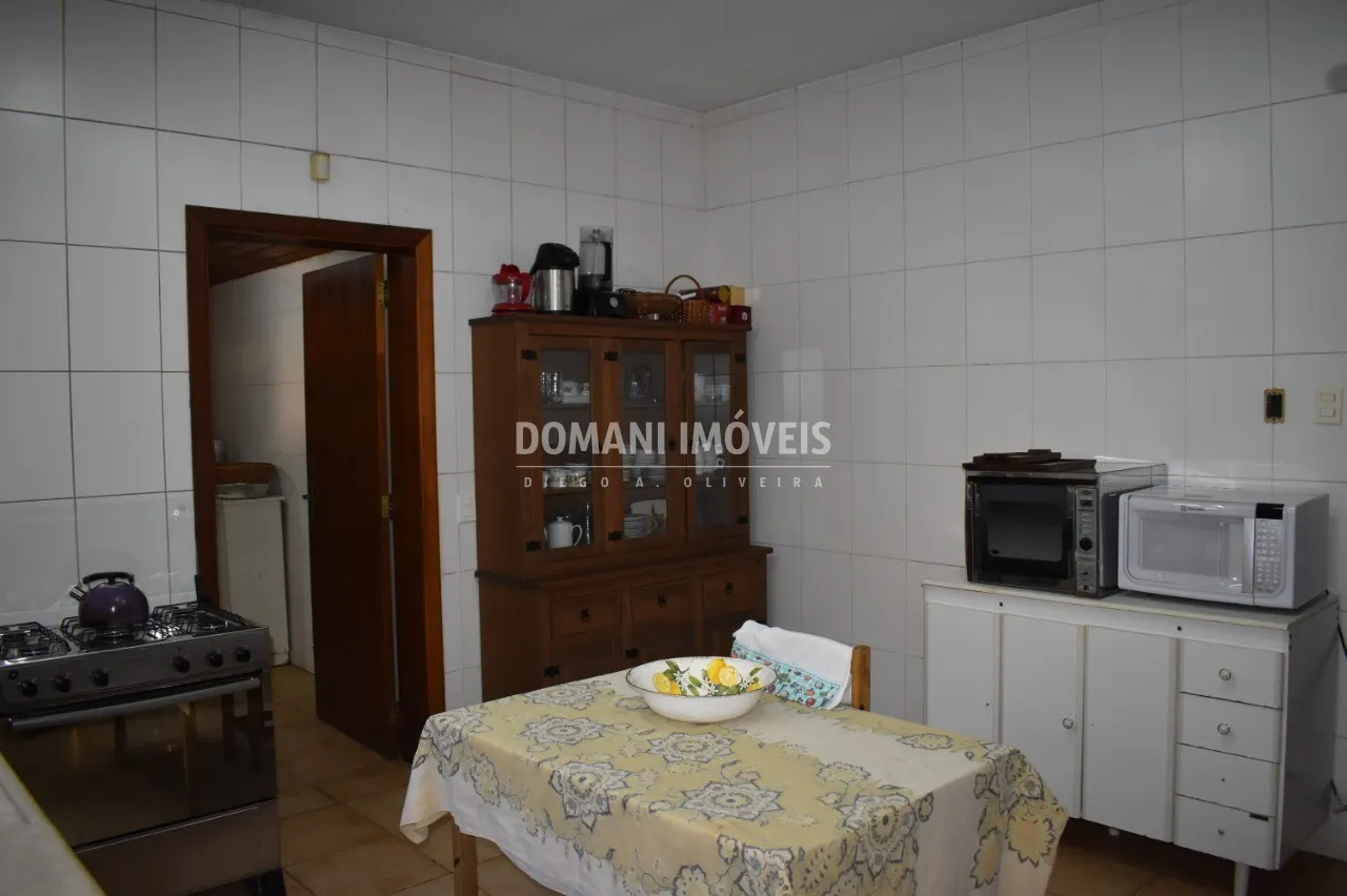 Casa à venda e para Alugar de 1.010 m² em Campos do Jordão, SP, Brasil