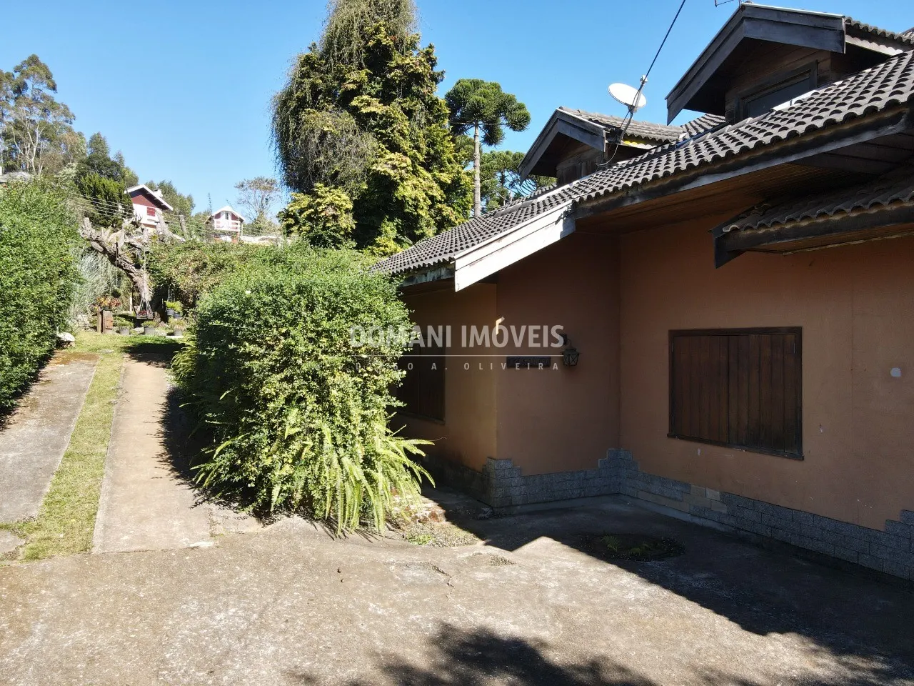 Casa à venda e para Alugar de 1.010 m² em Campos do Jordão, SP, Brasil