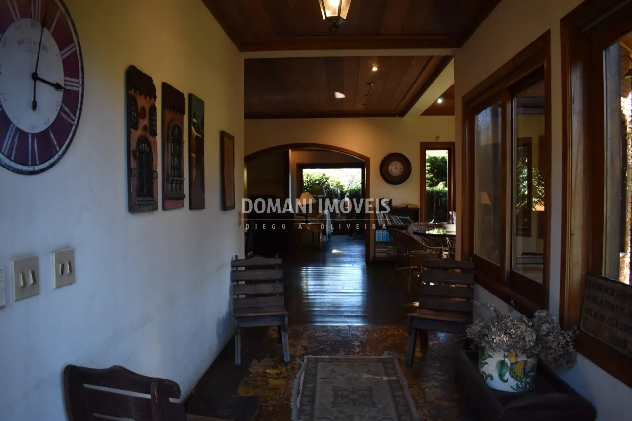 Casa à venda e para Alugar de 1.010 m² em Campos do Jordão, SP, Brasil