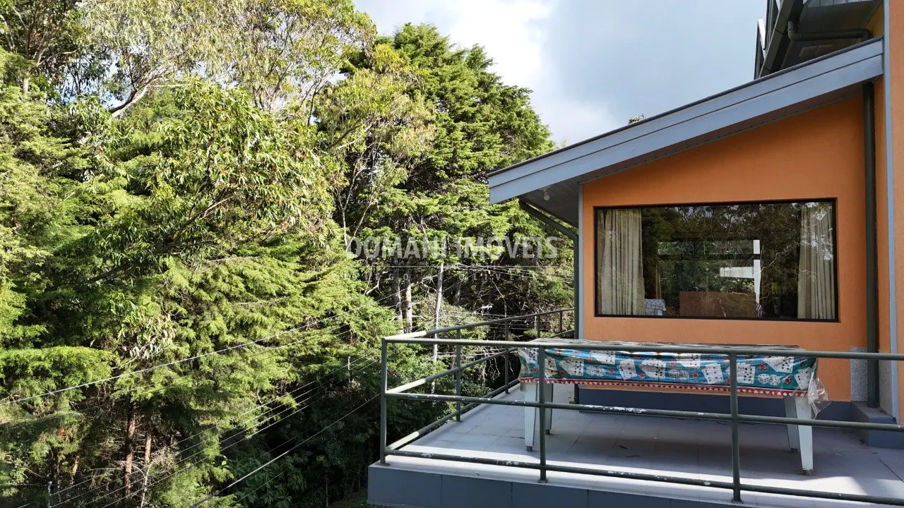 Casa à venda de 272 m² em Campos do Jordão, SP, Brasil