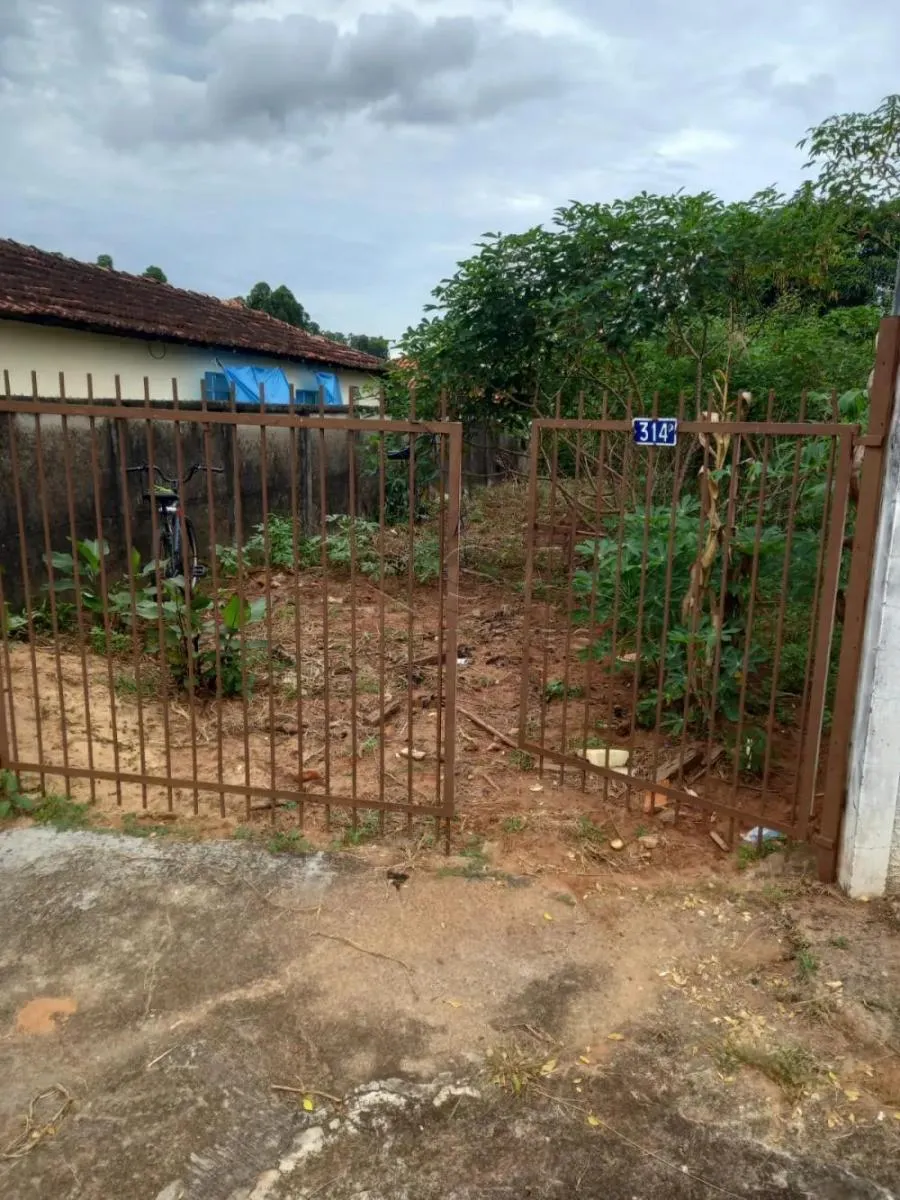 Country home for sale of 390 m² in Bofete, SP, Brazil