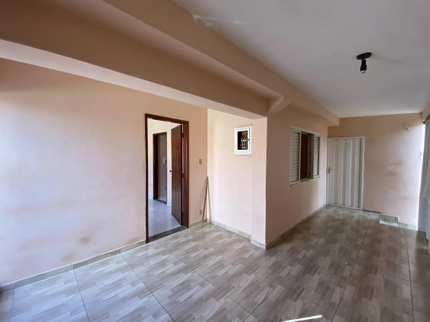 Casa à venda de 156 m² em Piraju, SP, Brasil