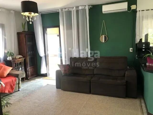 Casa à venda de 556 m² em Brusque, SC, Brasil