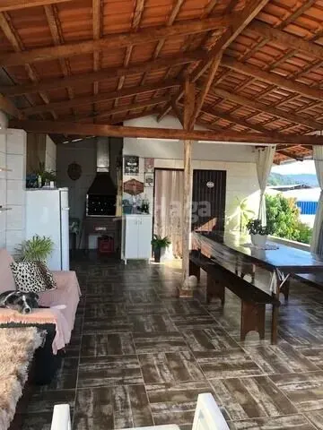Casa à venda de 556 m² em Brusque, SC, Brasil