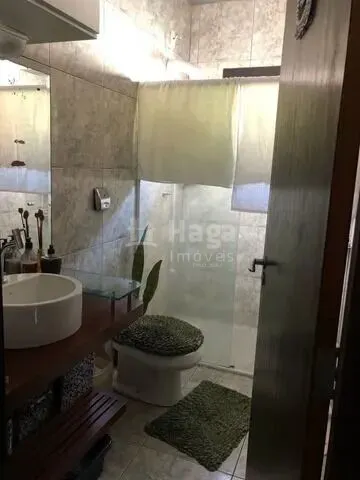 Casa à venda de 556 m² em Brusque, SC, Brasil