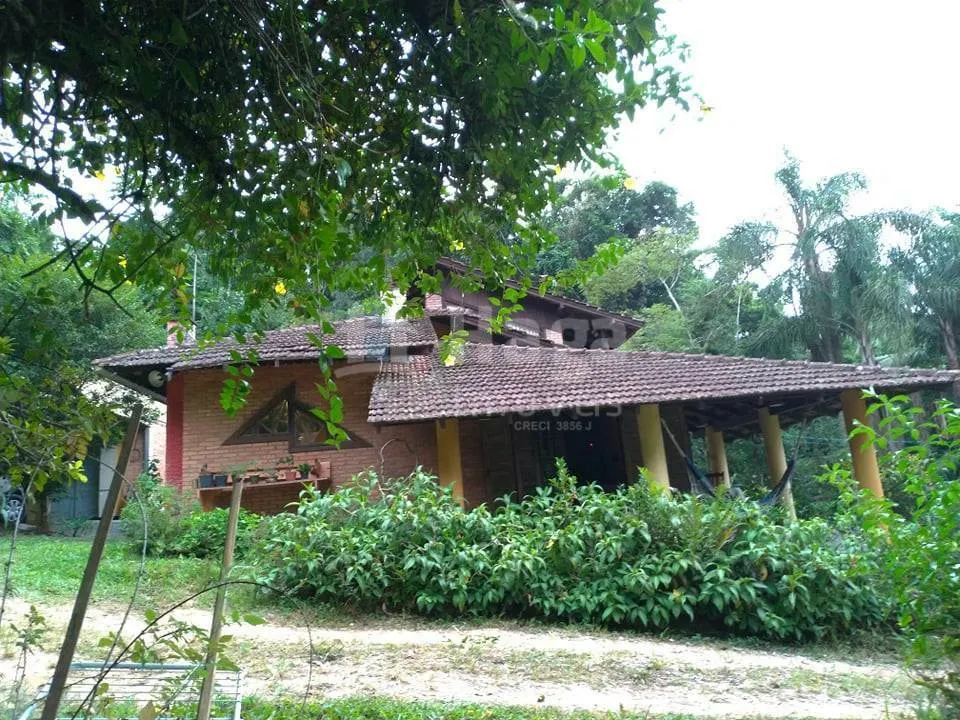 Casa à venda de 440 m² em Brusque, SC, Brasil