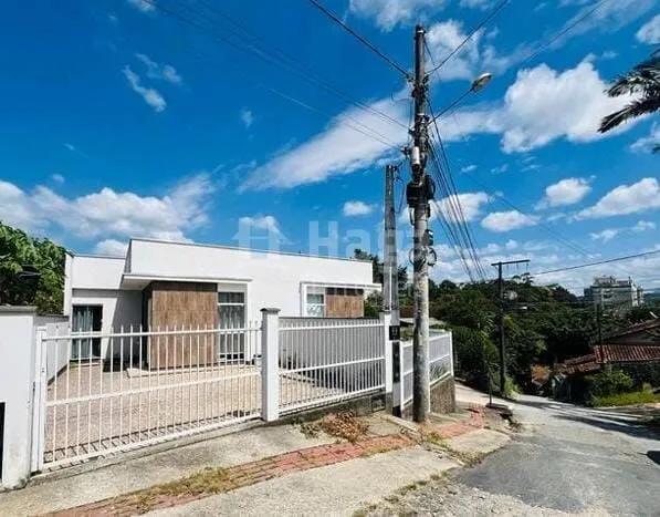 Casa à venda de 169 m² em Brusque, SC, Brasil