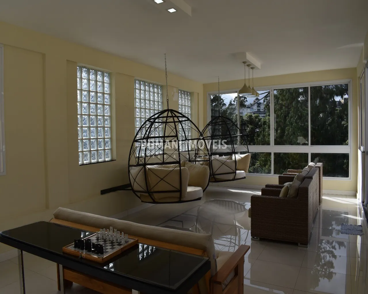 Casa à venda de 2.700 m² em Campos do Jordão, SP, Brasil
