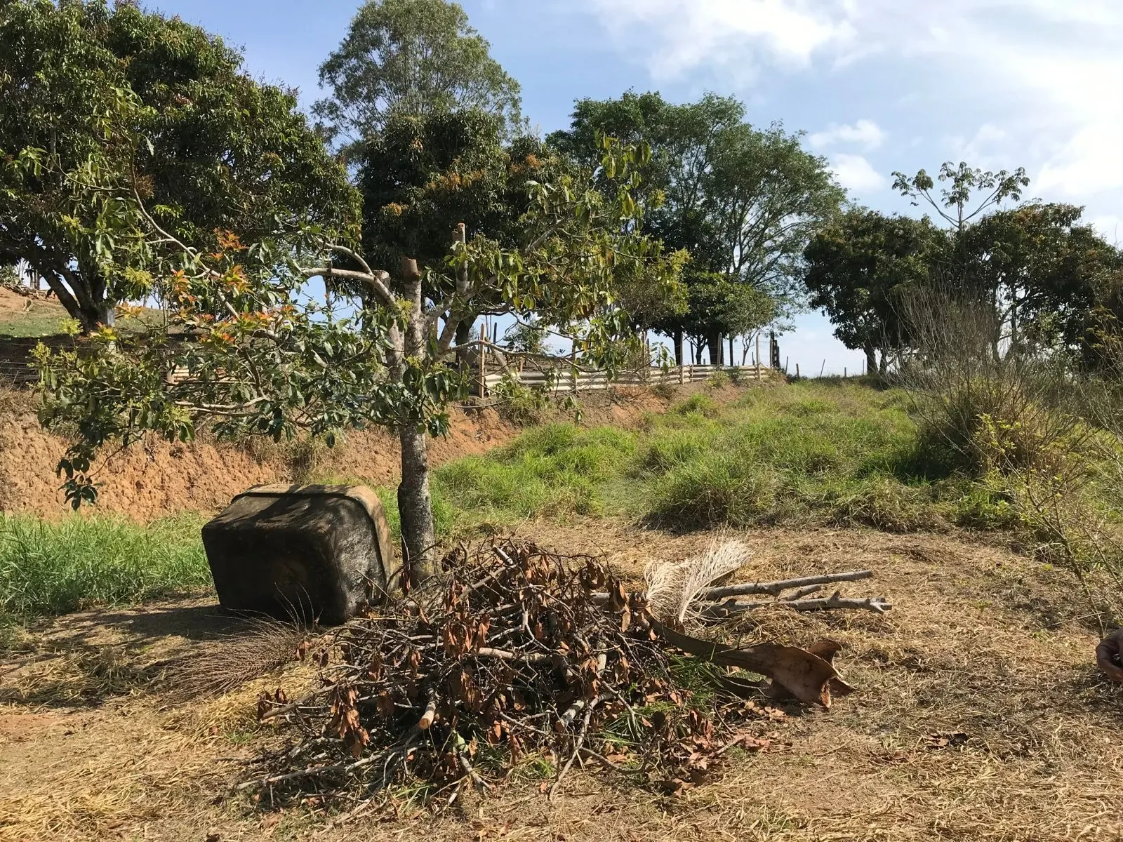 Chácara à venda de 2 ha em São José dos Campos, SP, Brasil