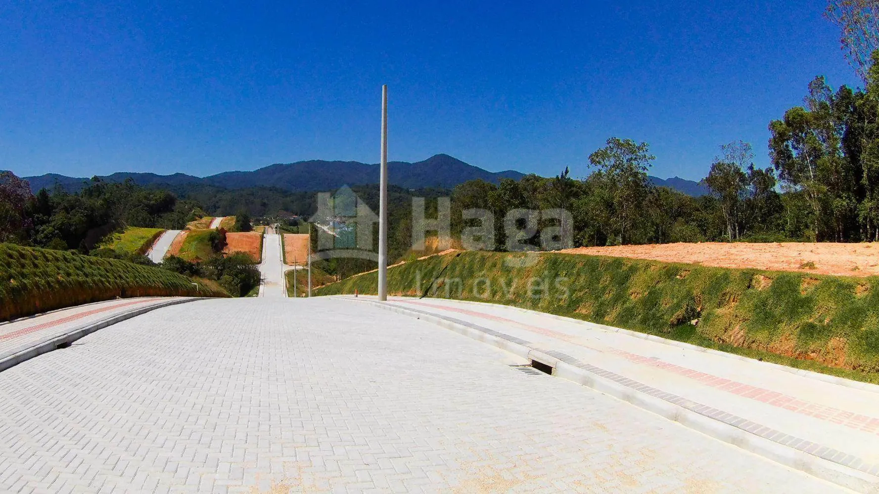 Terreno à venda de 340 m² em Guabiruba, SC, Brasil