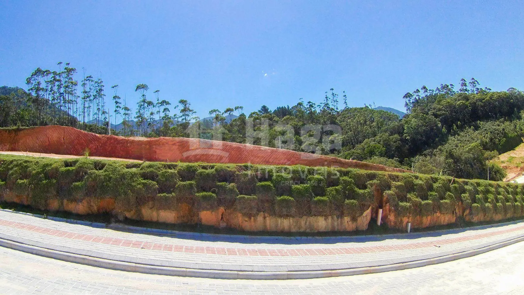 Terreno à venda de 340 m² em Guabiruba, SC, Brasil
