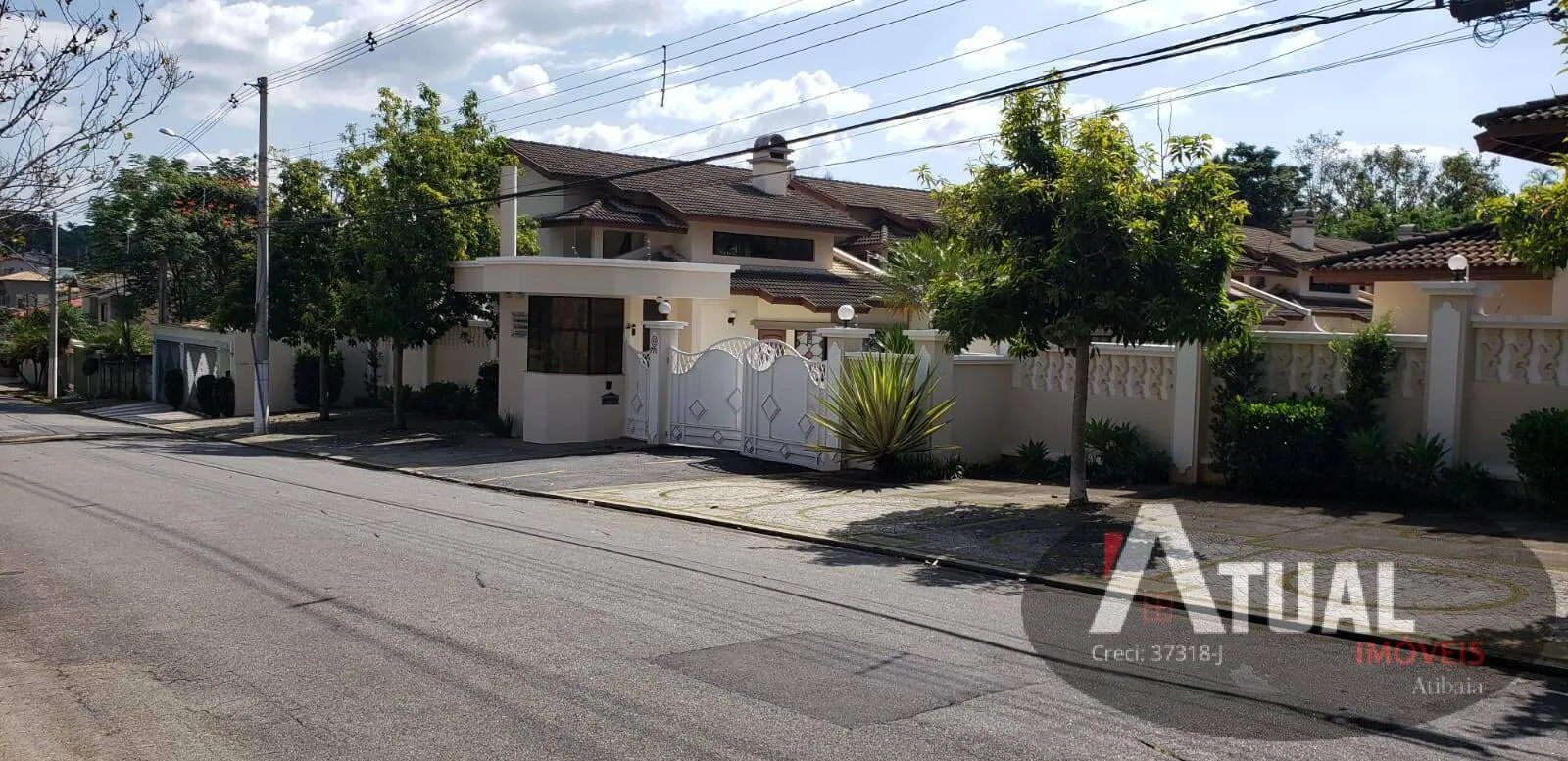 Casa  de 328 m² em Atibaia, SP, Brasil