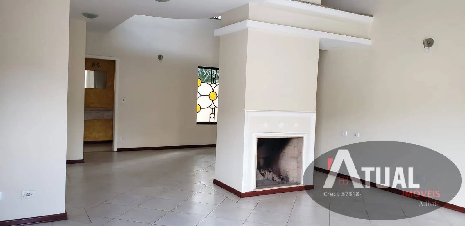Casa  de 328 m² em Atibaia, SP, Brasil