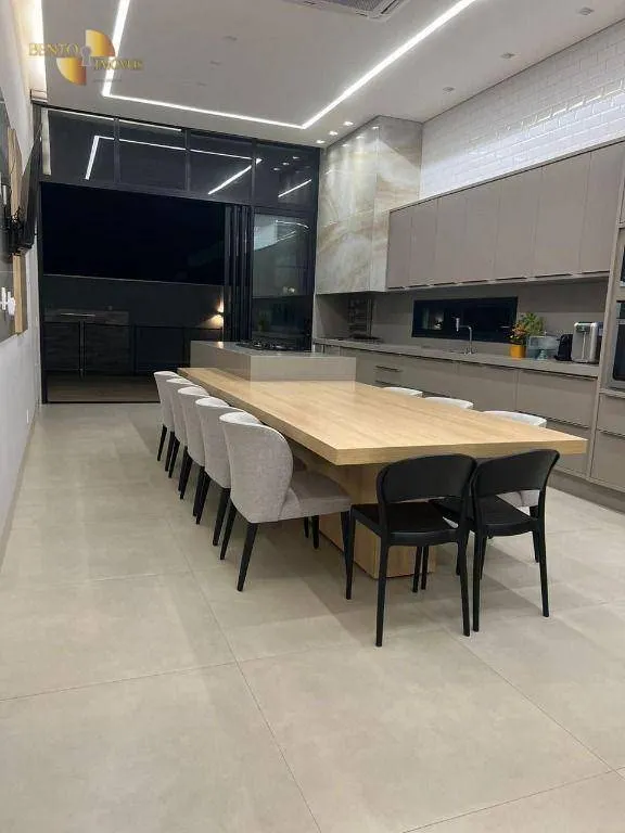 Casa à venda de 400 m² em Cuiabá, MT, Brasil
