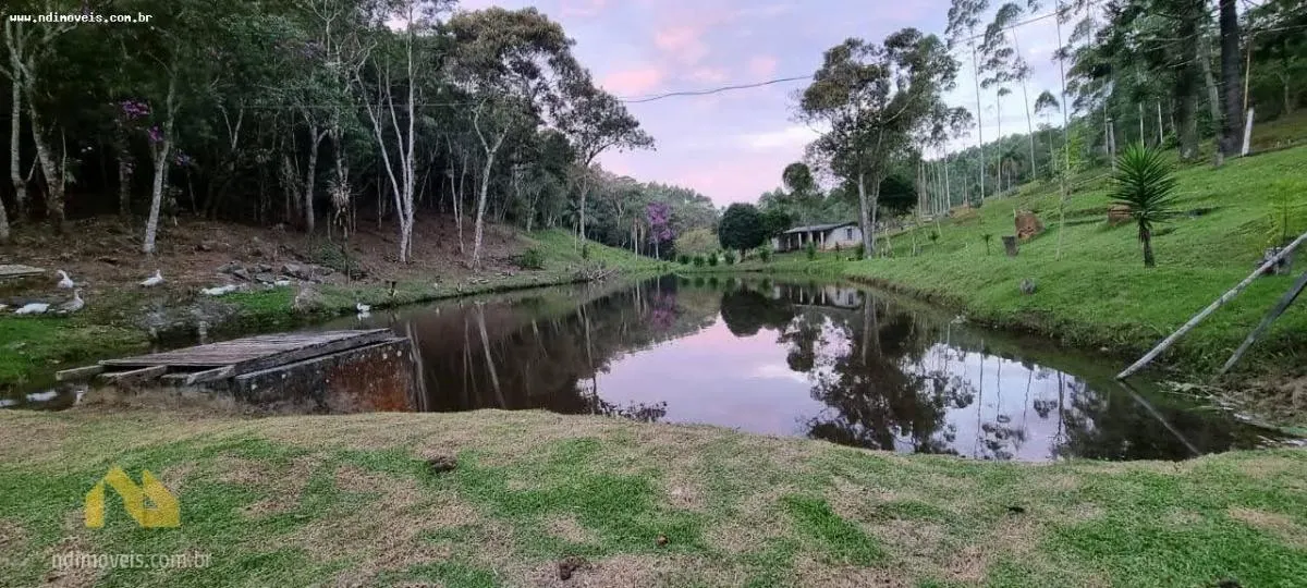 Sítio à venda de 8 ha em Jacareí, SP, Brasil