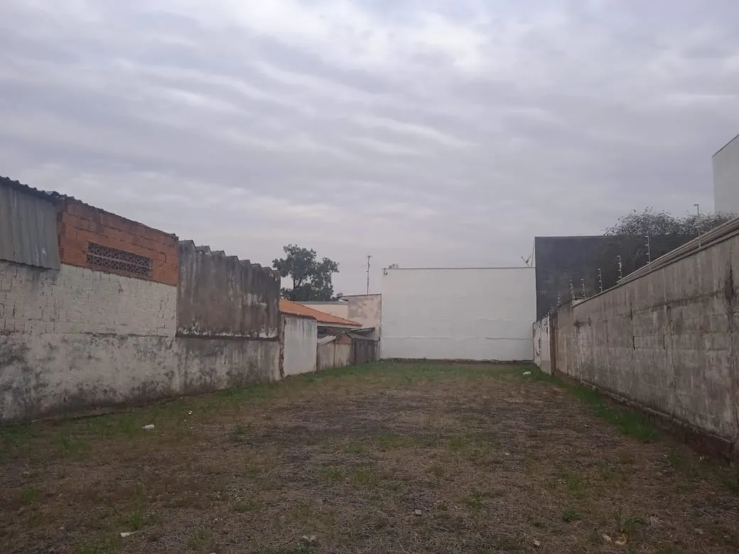 Terreno à venda de 400 m² em Americana, SP, Brasil