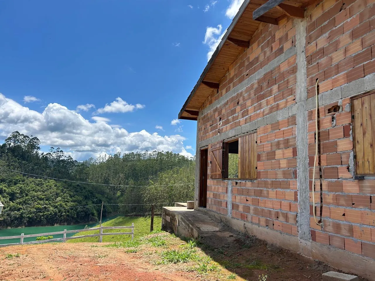 Chácara à venda de 1.525 m² em Natividade da Serra, SP, Brasil
