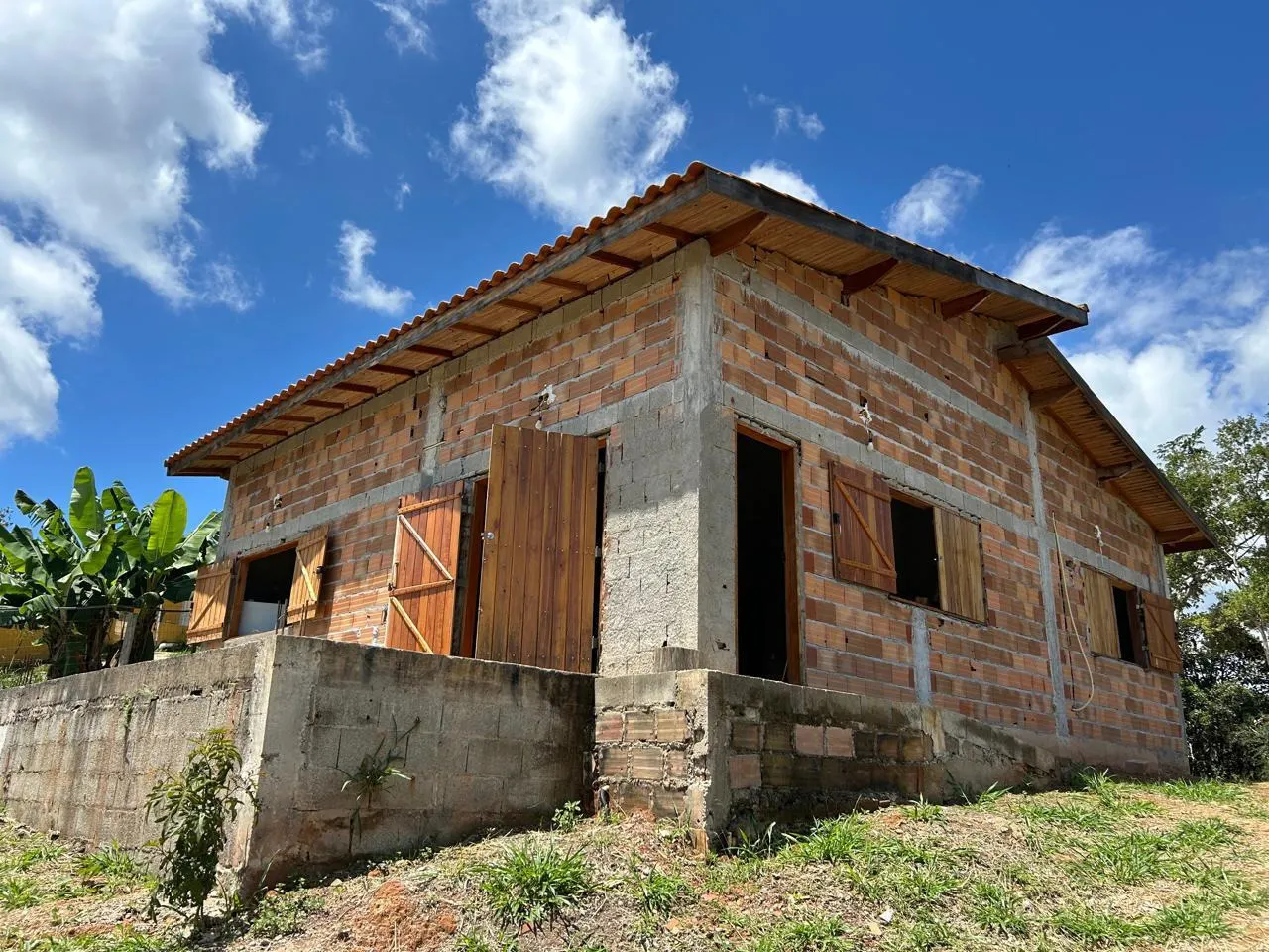 Chácara à venda de 1.525 m² em Natividade da Serra, SP, Brasil