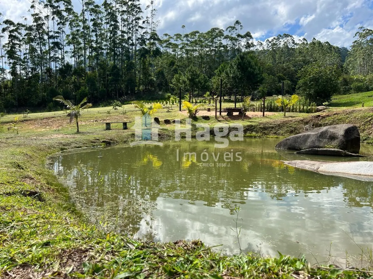 Terreno à venda de 4.500 m² em Guabiruba, SC, Brasil