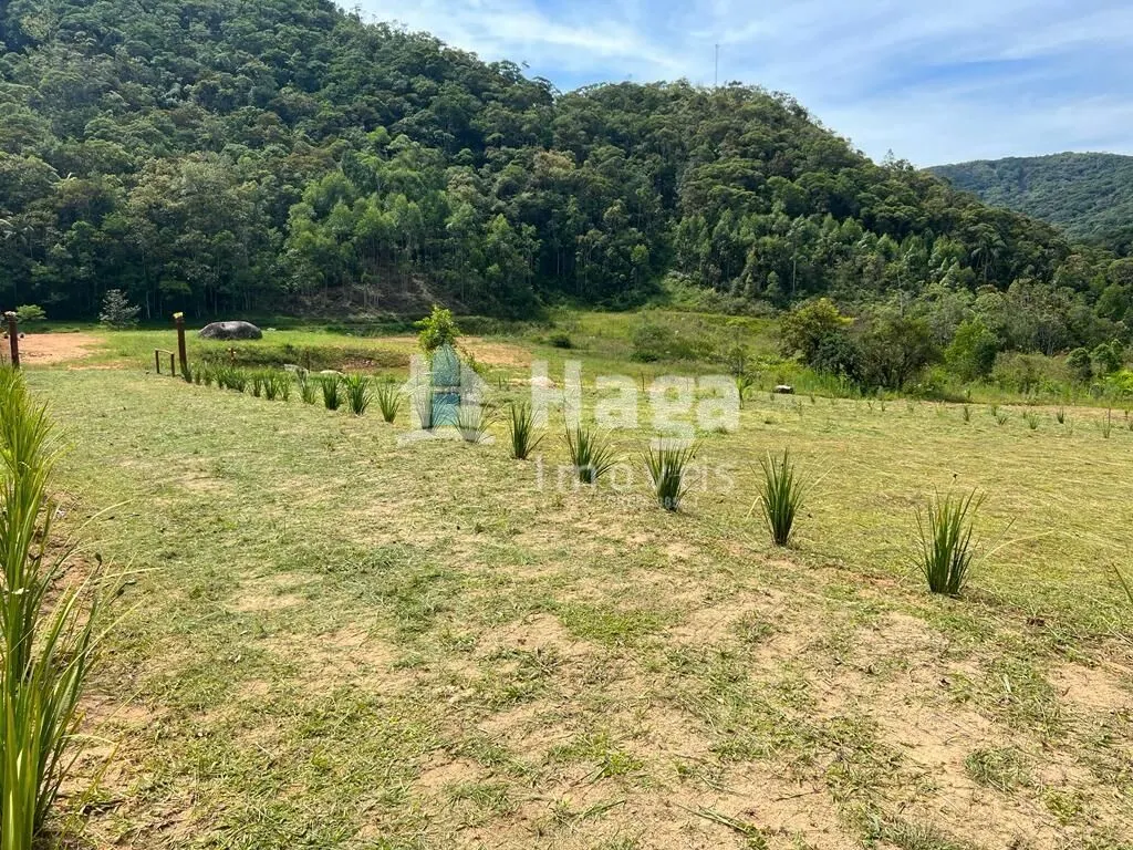 Plot for sale of 1 acres in Guabiruba, SC, Brazil